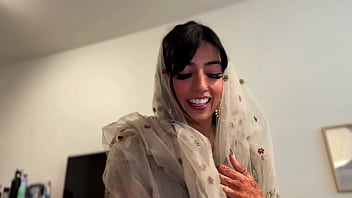 I'm going to do tiktoks with a Muslim influencer before Eid and I end up fucking her while her husband is away